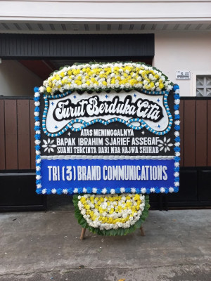 Papan Bunga Duka di Medan Polonia